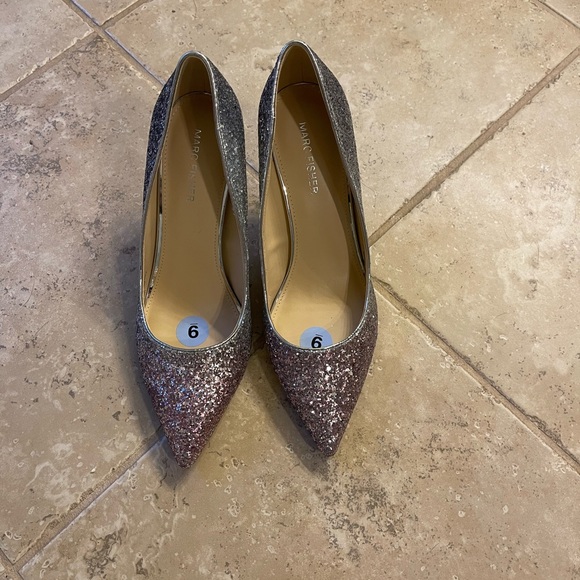 Marc Fisher sparkle heels - Picture 1 of 2